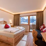 Hotel Ritterhof 3*