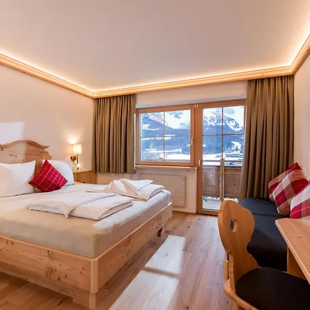 Hotel Ritterhof 3*